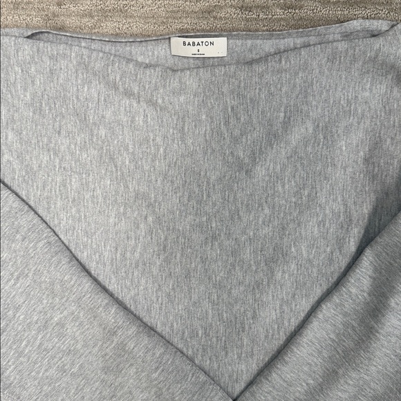 Aritzia Inspiration Sweater Gray Size Small - Picture 5 of 9